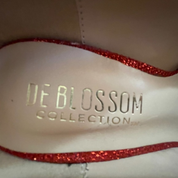 Ruby Pumps - Picture 5 of 5